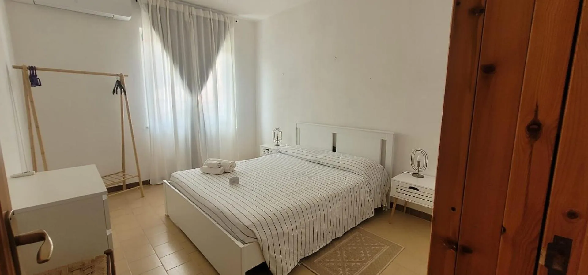 Villa Rosa Chia 0*,