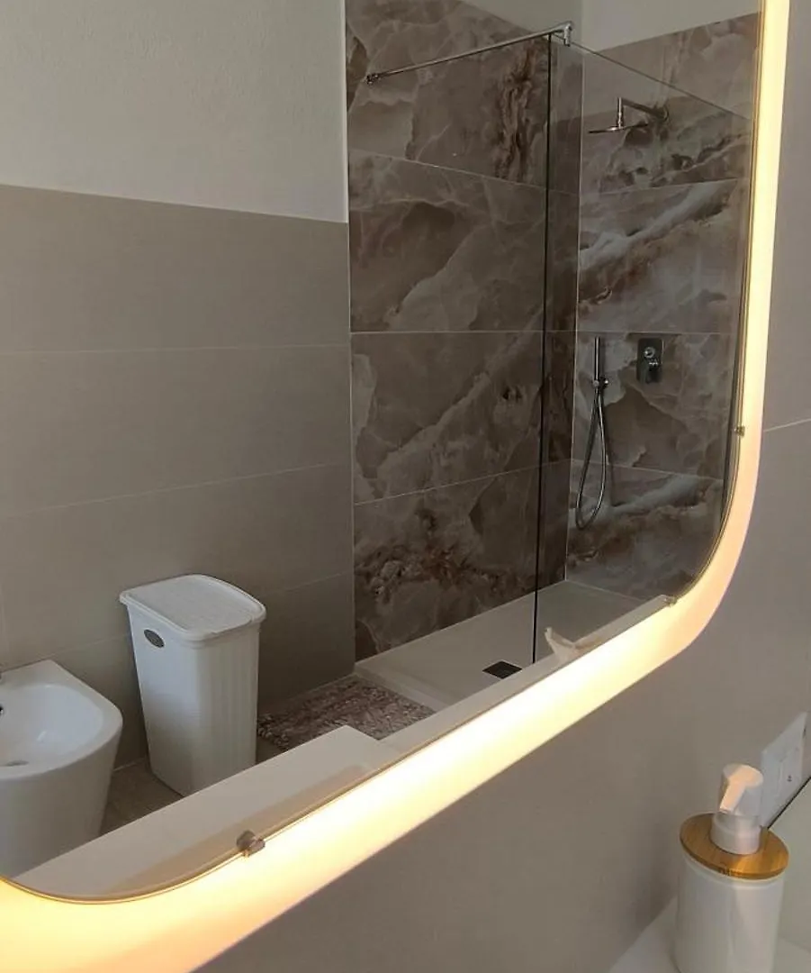 Villa Rosa 키아 아파트